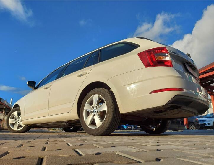 Škoda Octavia 46
