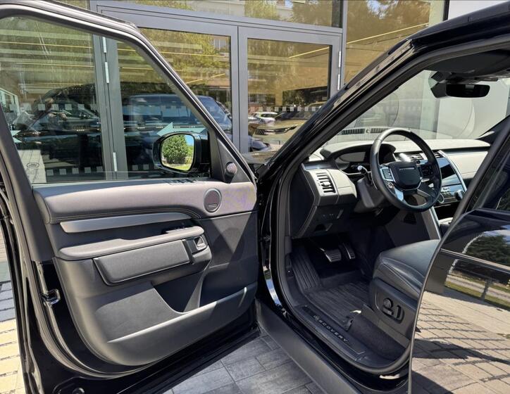 Land Rover Discovery 6