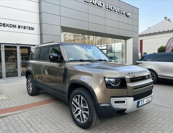 Land Rover Defender 2