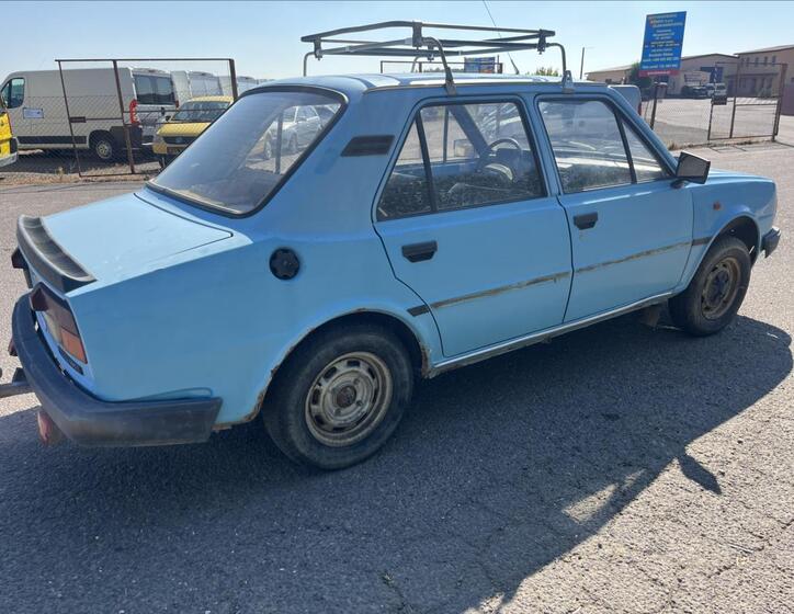 Škoda 105 5