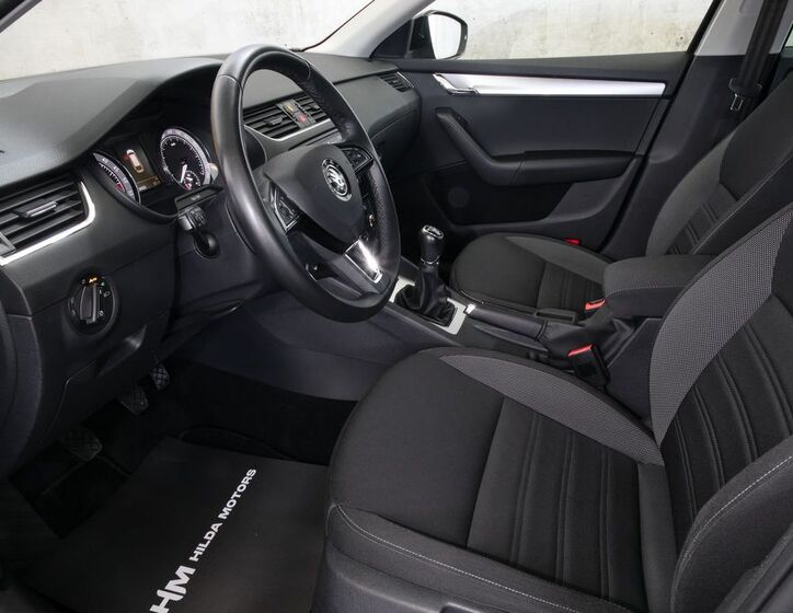 Škoda Octavia 8