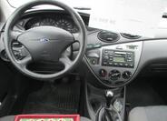 Ford Focus 16
