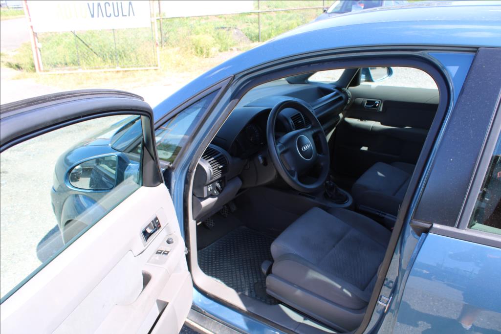 Audi A2