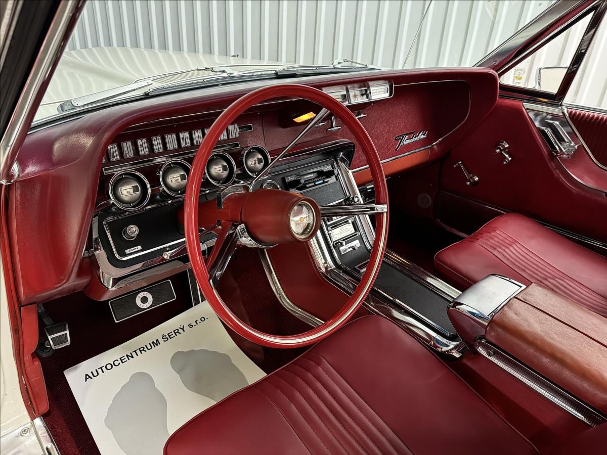 Ford Thunderbird