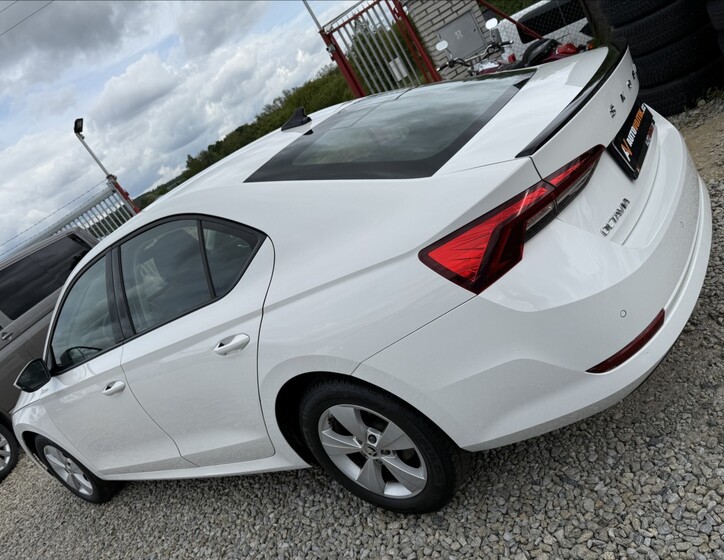 Škoda Octavia 8