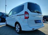 Ford Tourneo Courier 3