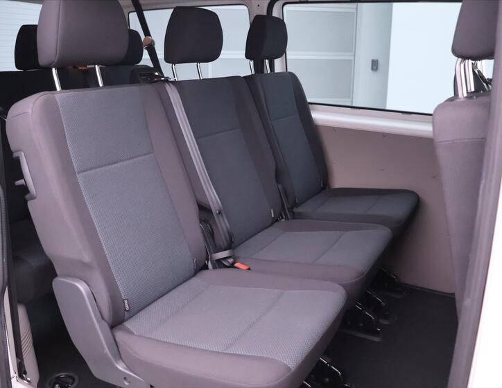 Volkswagen Transporter 15