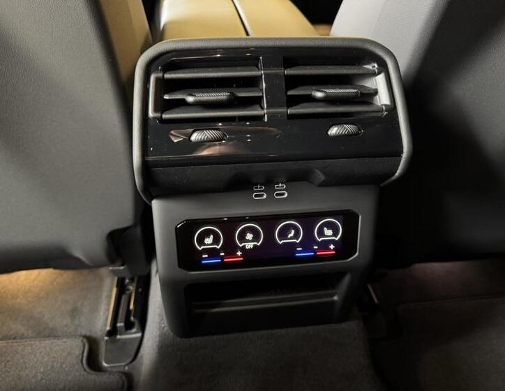 BMW i5 16