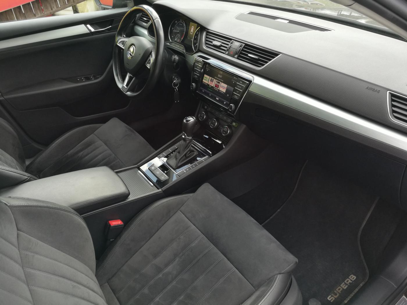 Škoda Superb