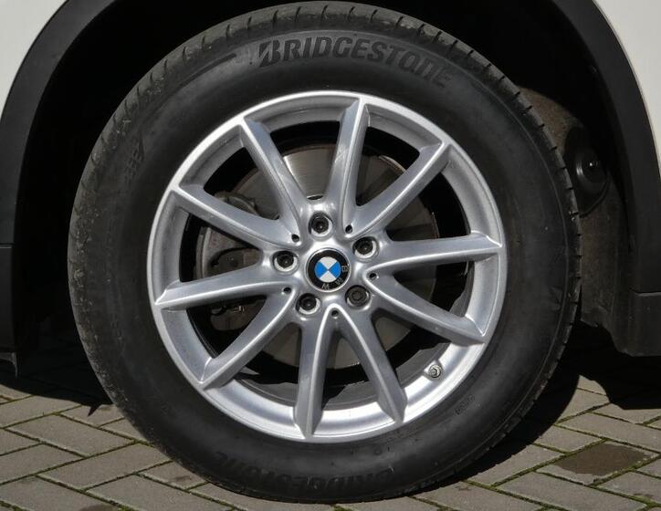 BMW X1 23