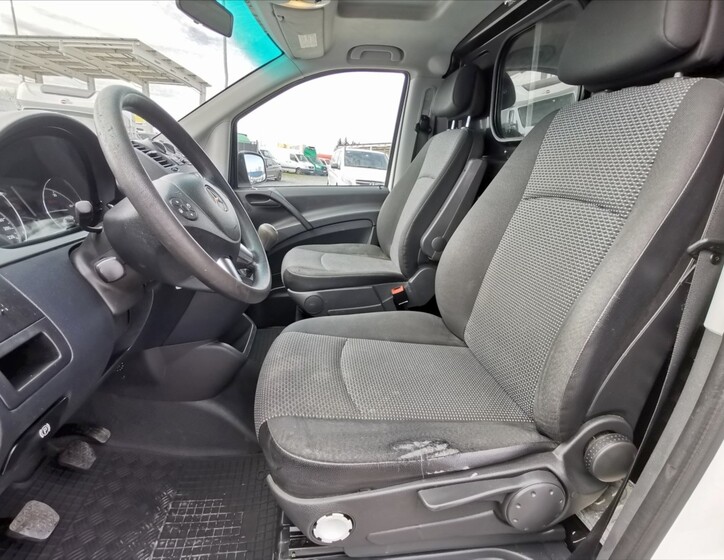 Mercedes-Benz Vito 5
