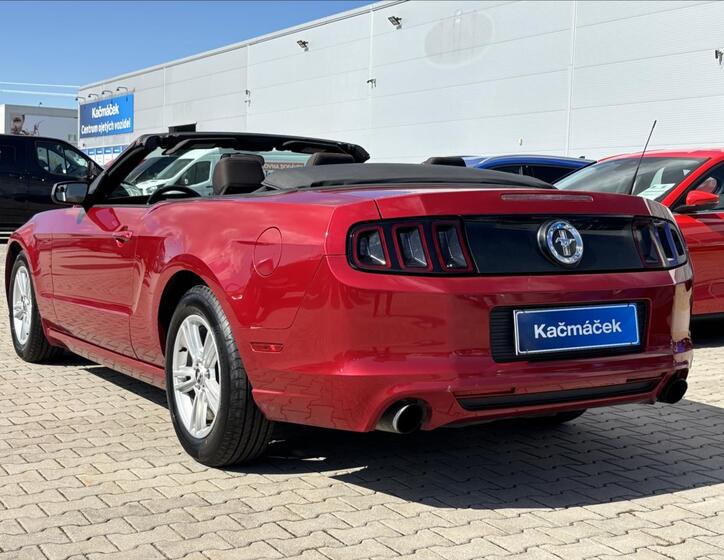 Ford Mustang 3