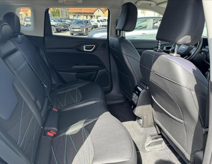 Jeep Compass 11