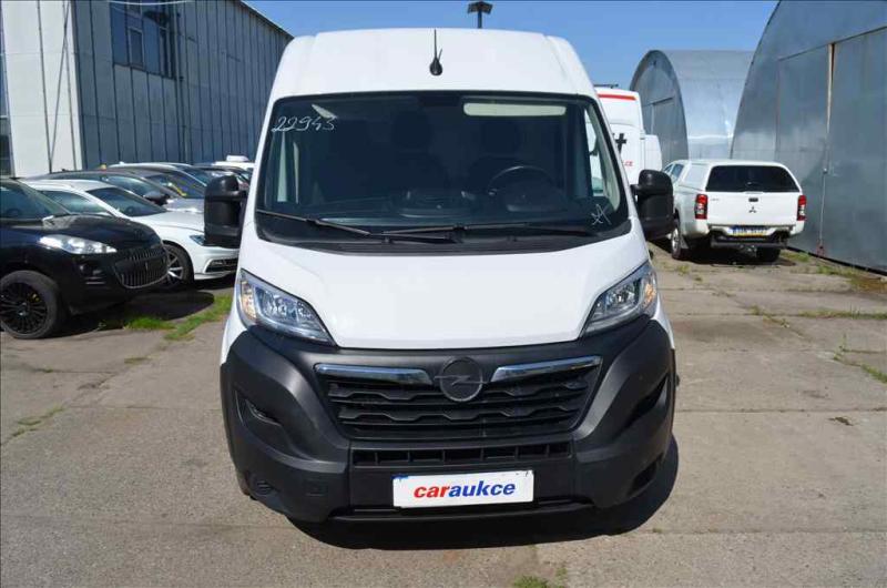 Opel Movano
