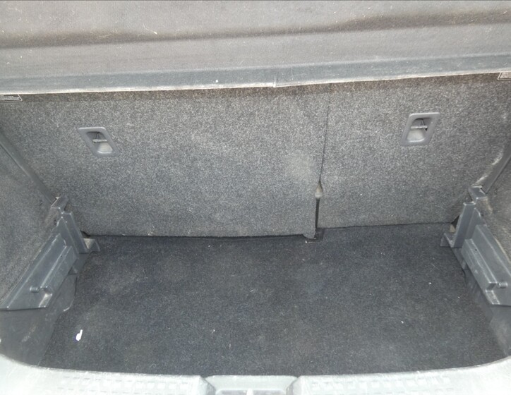 Suzuki Swift 12
