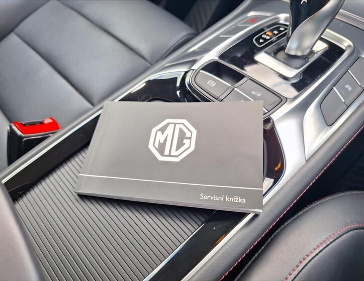 MG HS 17