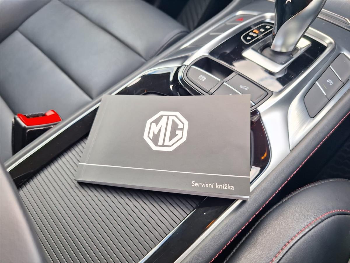 MG HS