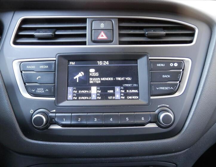 Hyundai i20 20