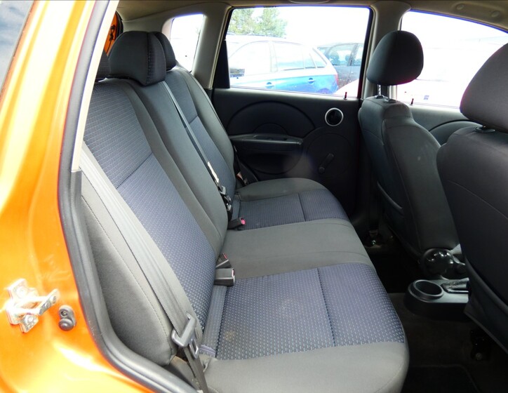 Chevrolet Aveo 11