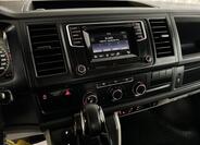 Volkswagen Transporter 23