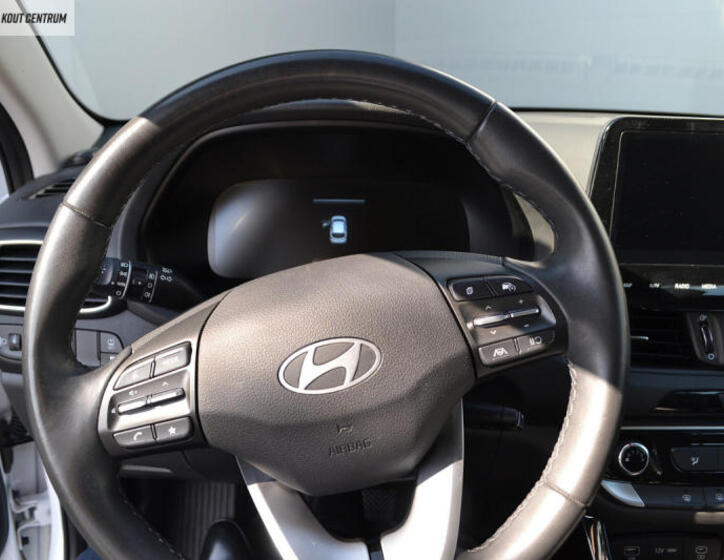 Hyundai i30 20