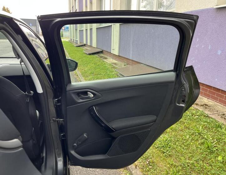Peugeot 208 20
