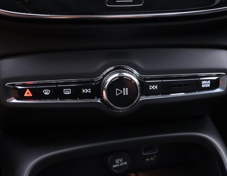 Volvo XC40 25