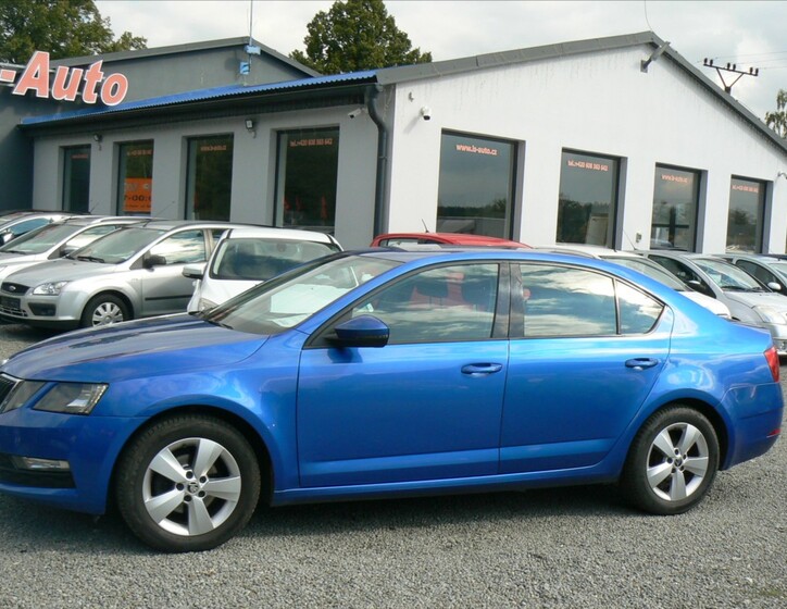 Škoda Octavia 1
