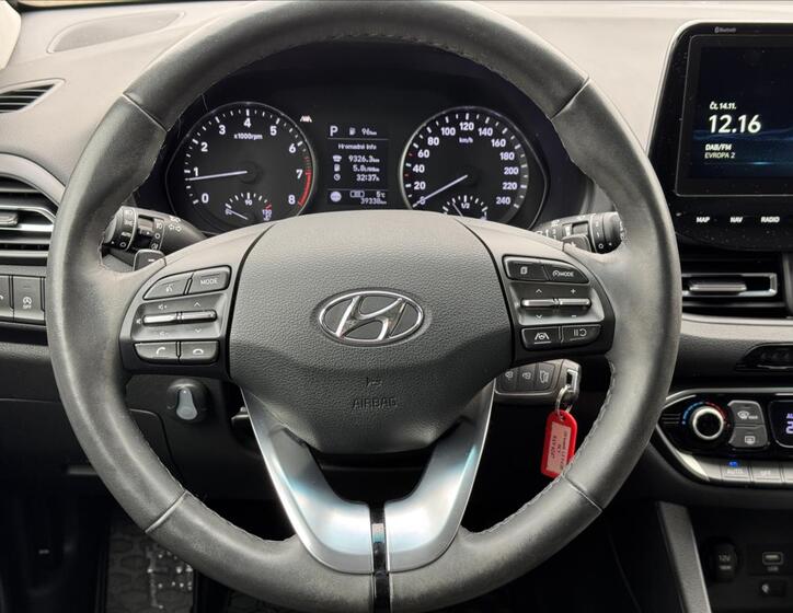 Hyundai i30 14