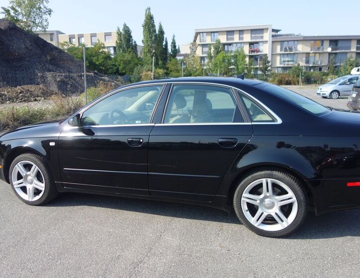 Audi A4 11