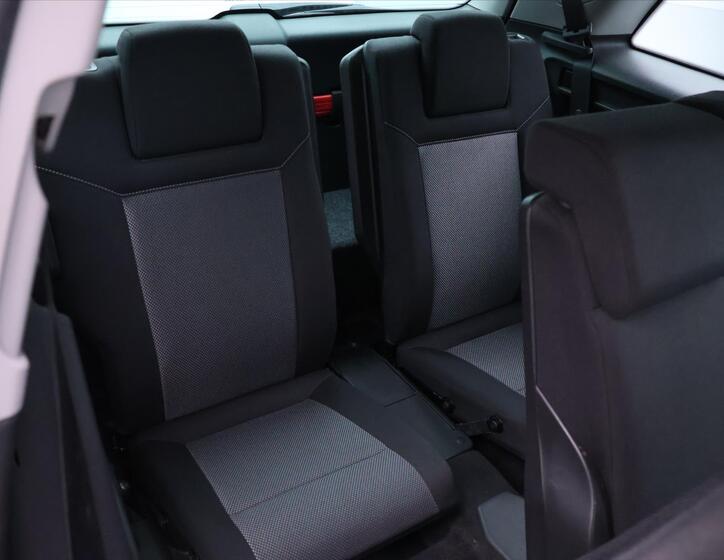 Opel Zafira 14