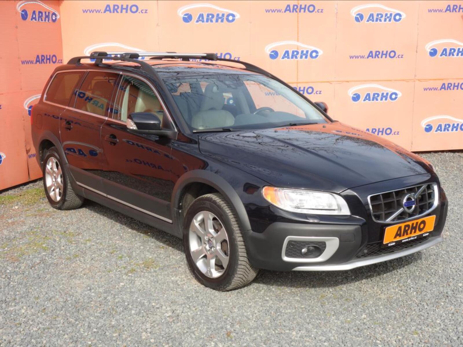 Volvo XC70 1