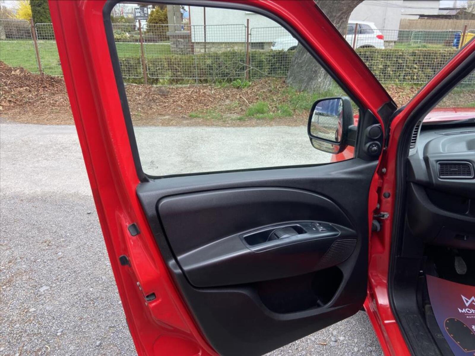 Opel Combo 10