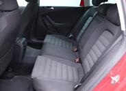 Volkswagen Passat 11