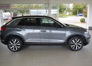 Volkswagen T-Roc 4