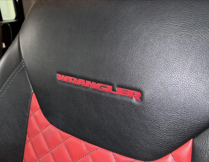 Jeep Wrangler 21