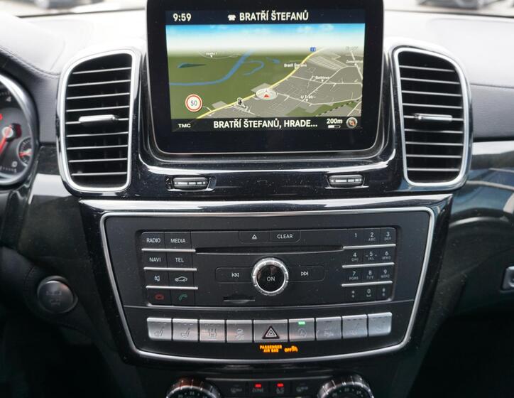 Mercedes-Benz GLS 12