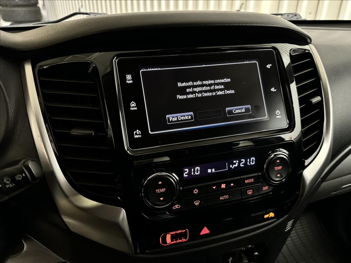 Mitsubishi L200