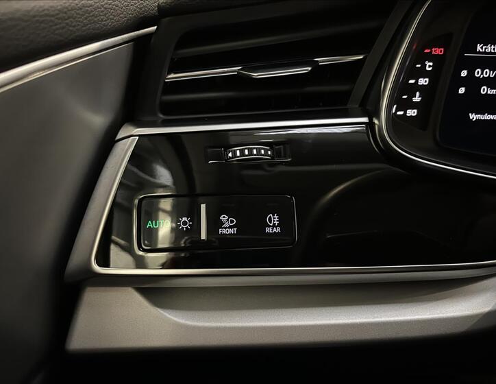 Audi Q7 20