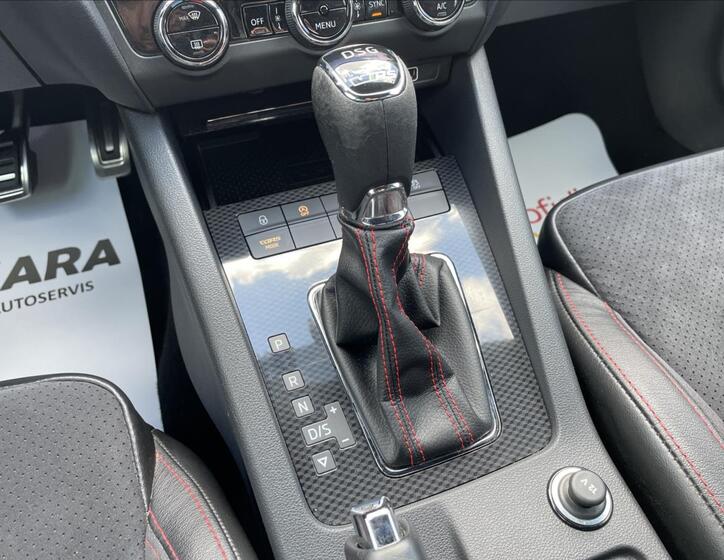 Škoda Octavia 25