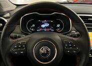 MG ZS 15