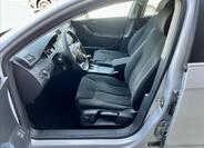 Volkswagen Passat 10