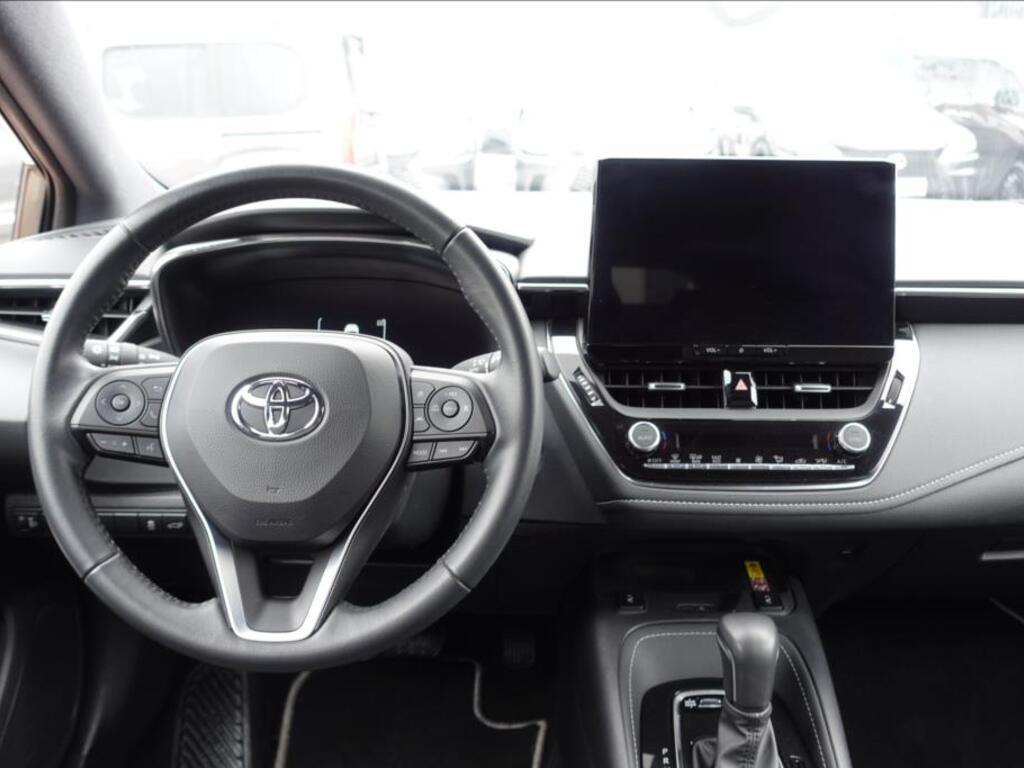 Toyota Corolla 8