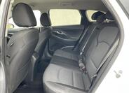 Hyundai i30 12