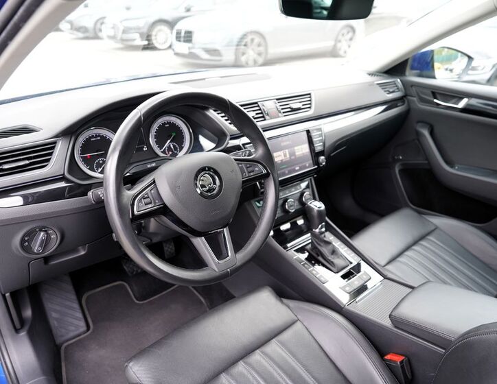 Škoda Superb 31