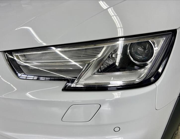 Audi A4 Allroad 8