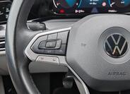 Volkswagen Golf 24