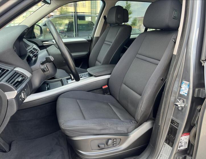 BMW X5 9