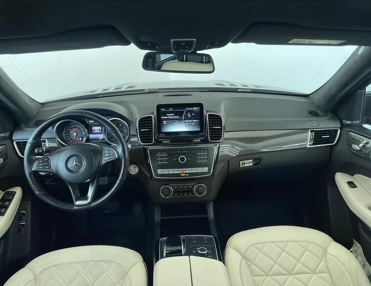 Mercedes-Benz GLS 12