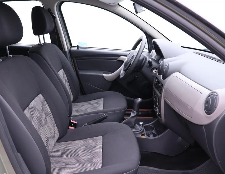 Dacia Sandero 11